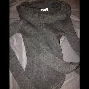 Women's Pink Republic Cowl Neck Sweater. XS